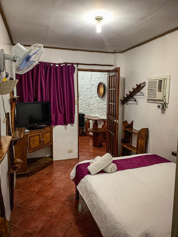 Harleys Hotel โอลองกาโป ภายนอก รูปภาพ